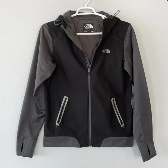 Like New Men’s North Face Jacket Size Small - Picture 11 of 16